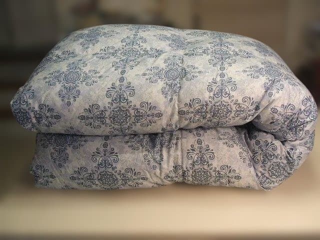 新品＊五ッ星＊ロイヤル＊フランスビックダウン９３％増量１，３キロ＊羽毛布団ＳＢ