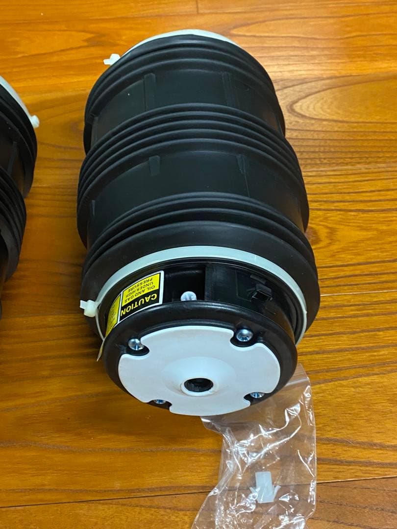 W211 リア エアサス　メルセデス ベンツ