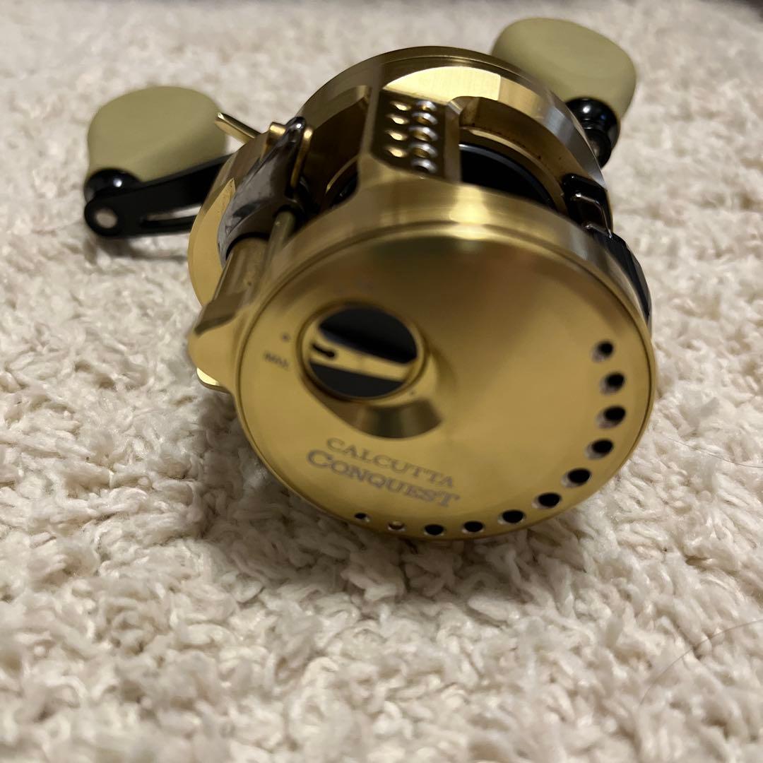 カルカッタコンクエスト200xg バリアルハンドル100 ブラック