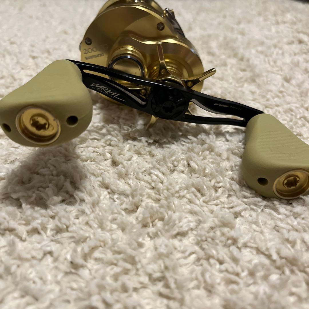 カルカッタコンクエスト200xg バリアルハンドル100 ブラック