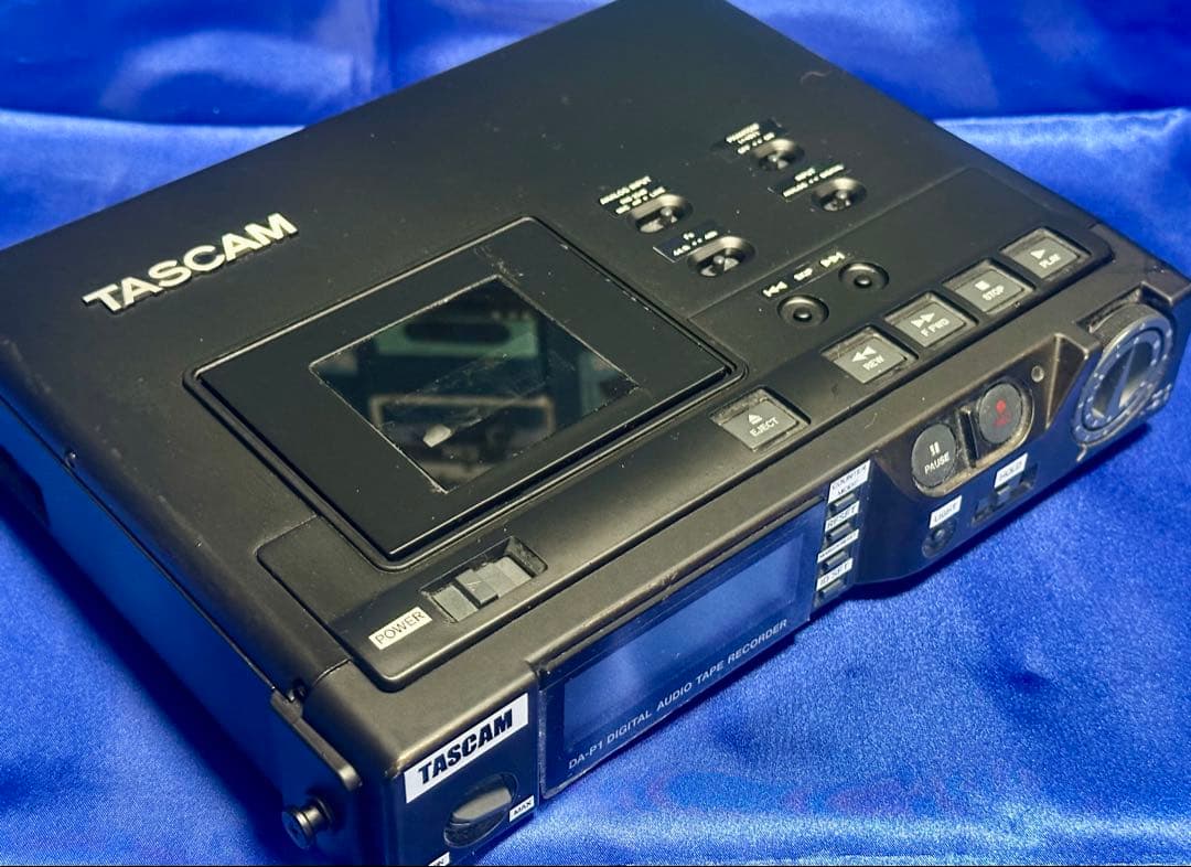 TASCAM プロ用ポータブルDATの名機　DA-P1 整備動作品