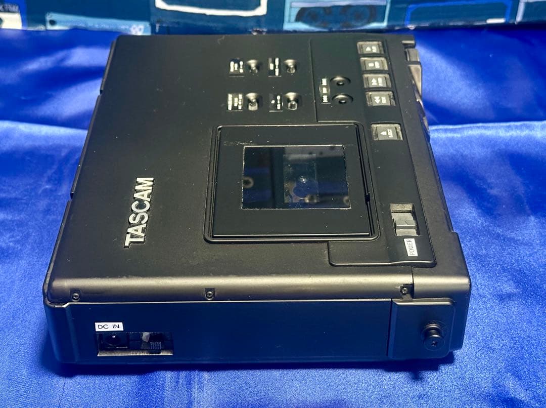 TASCAM プロ用ポータブルDATの名機　DA-P1 整備動作品