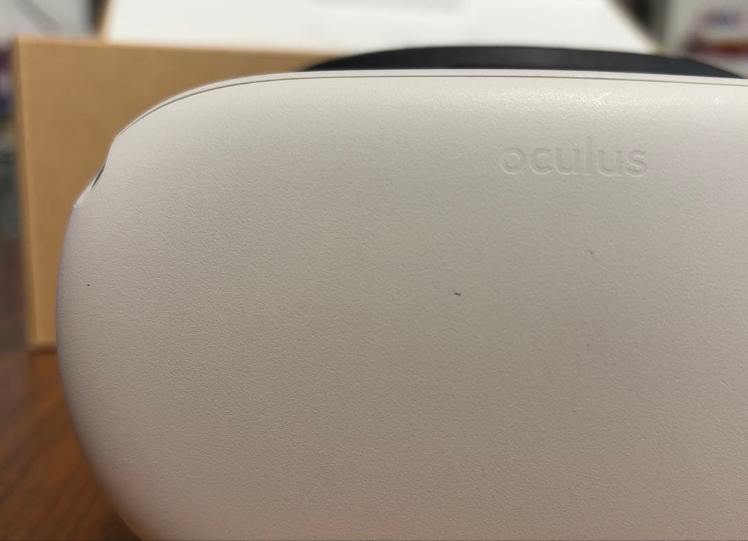オキュラスクエスト2  Quest 2 64GB オマケ付き