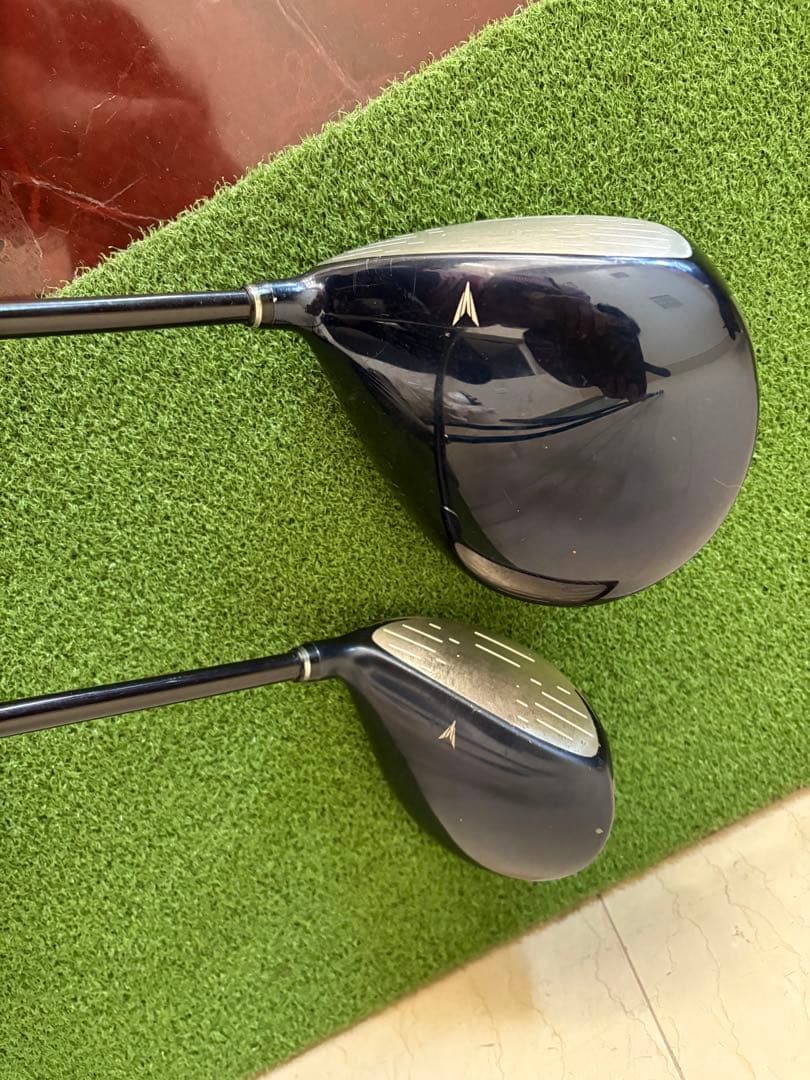 お買得品ゼクシオレディース12本セット【ドライバー、ウッド4本、アイアン8本】