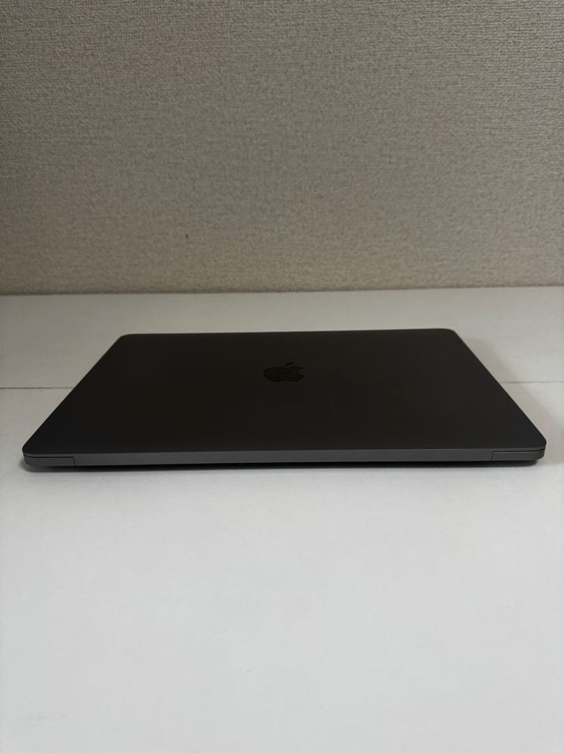 MacBook Pro(2020, intel) 13インチ 16/512GB