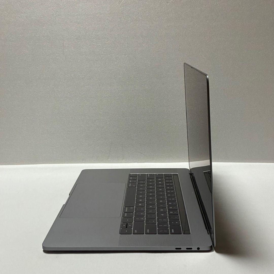 【美品】MacBook Pro i7 SSD1TB 充放電7回 パソコンPC