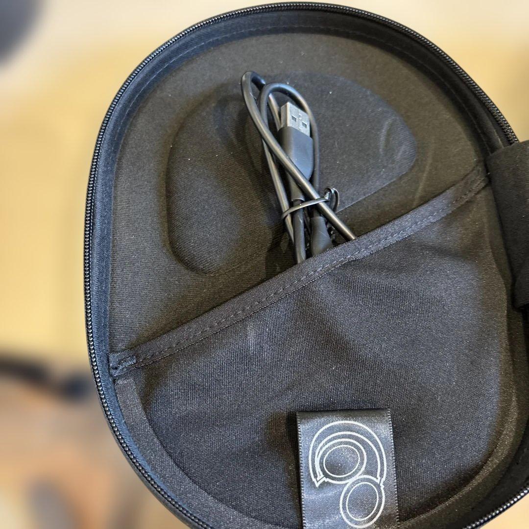 Bose ワイヤレスヘッドホン 専用ケース付き