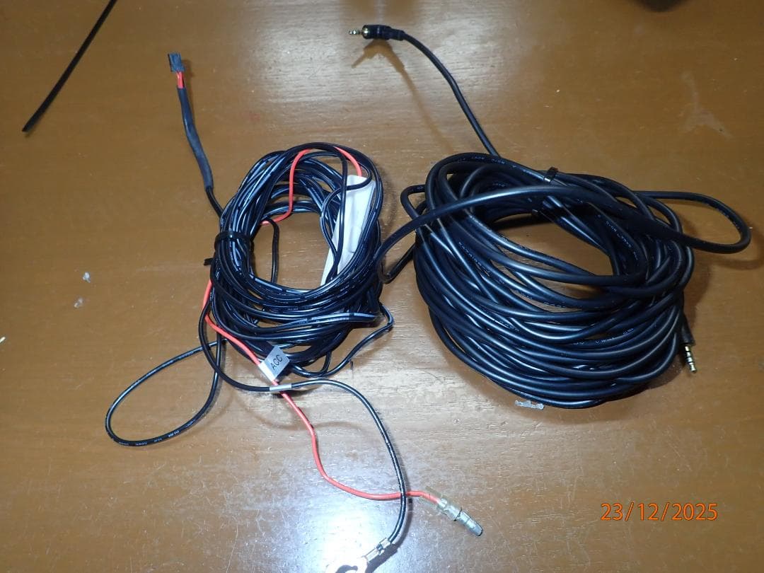 ZDR043 ドライブレコーダー デュアルカメラ(美品）