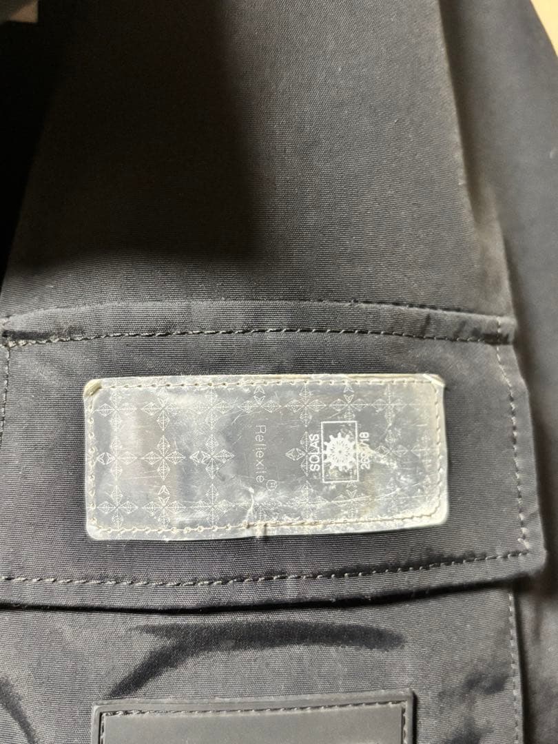 Helly Hansen ナイロンジャケット ブラック