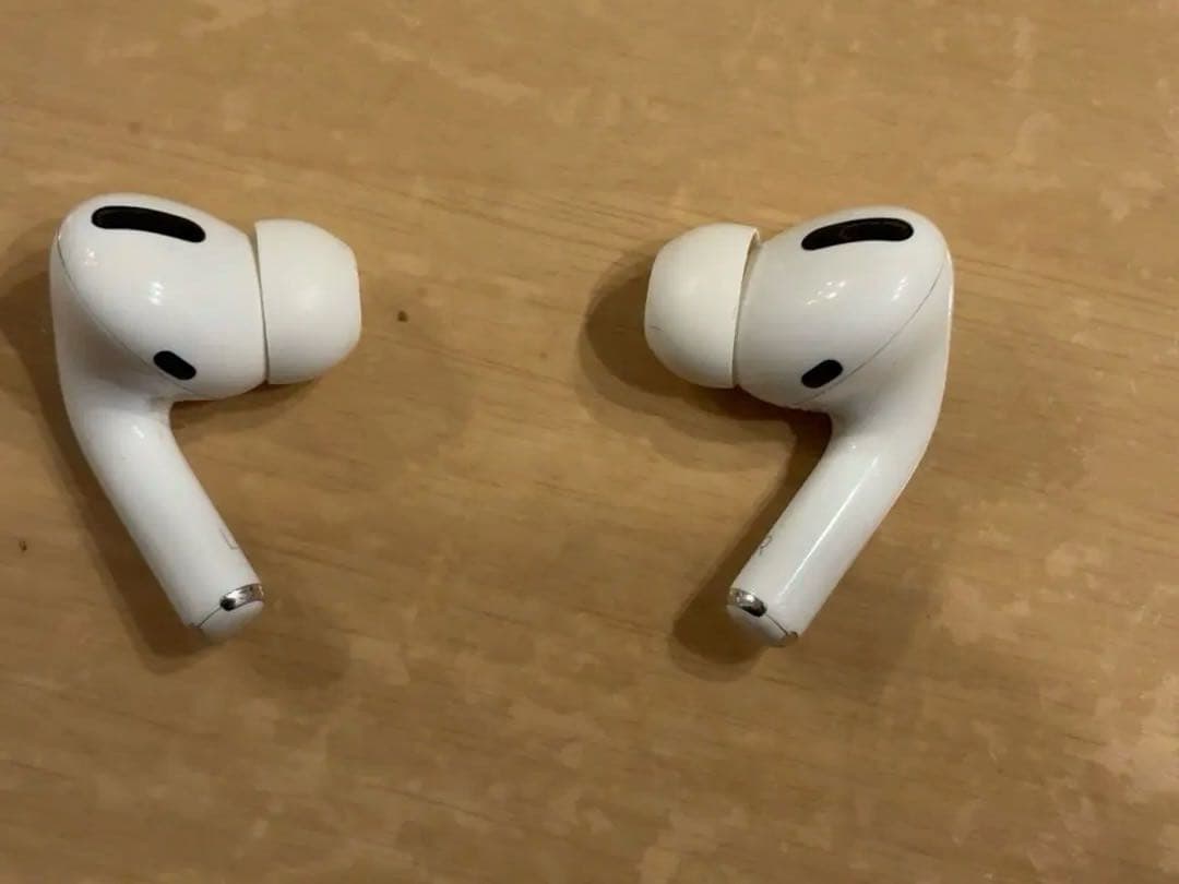 AirPods Pro 本体 ホワイト 充電ケース付き　mwp22ta 第1世代