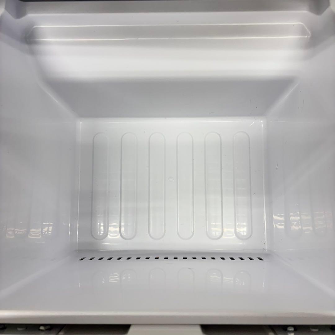 647SHARP 付け替えどっちもドア　大容量179L 冷蔵庫　小型　一人暮らし