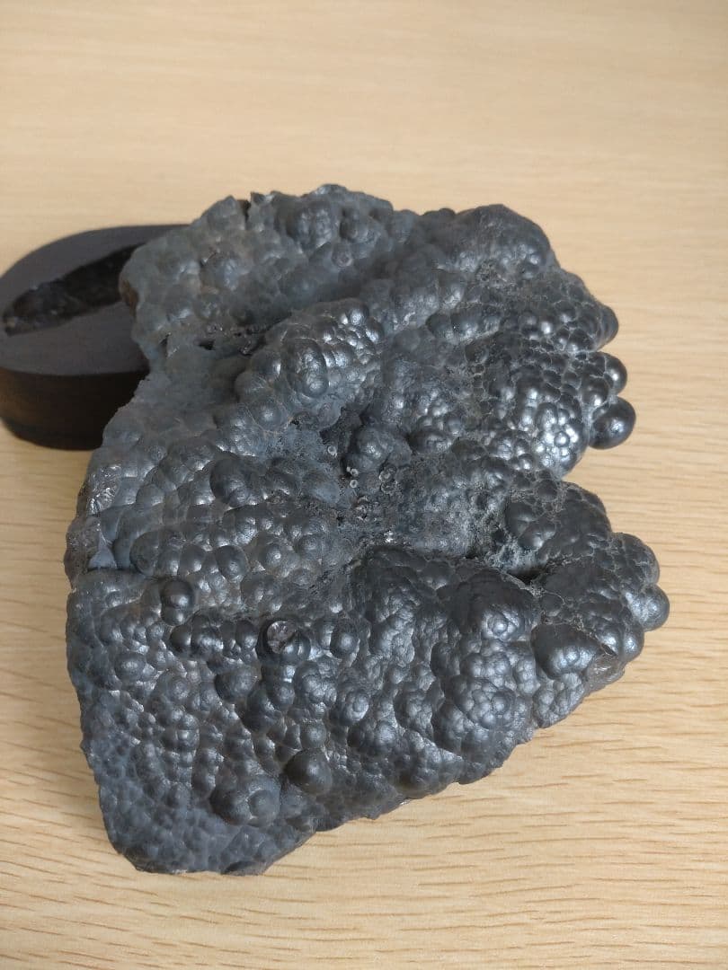 【希少　大きめ】ヘマタイト　腎臓状赤鉄鉱　瘤状結晶　原石　クラスター　瘤　杢　塊