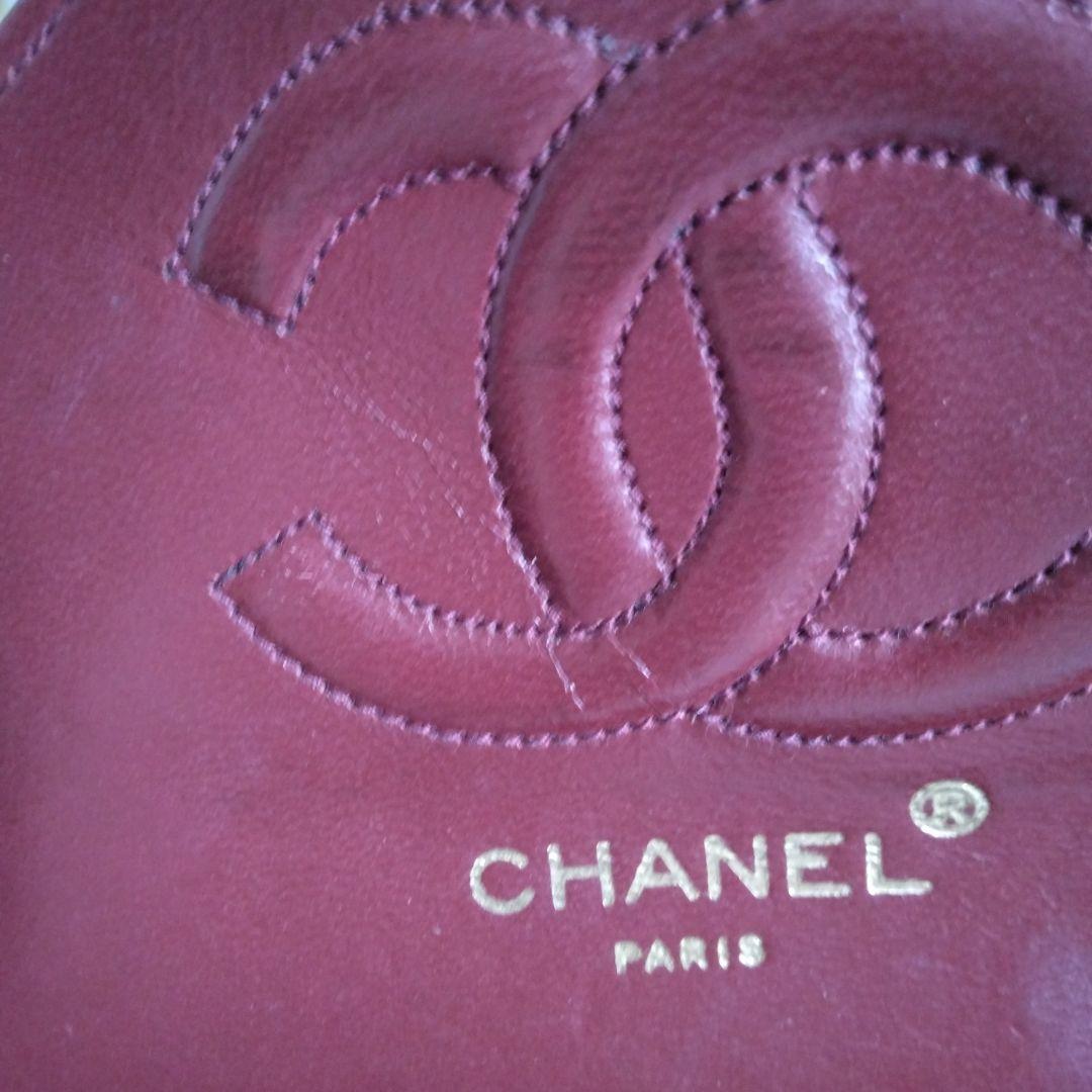 美品　CHANEL ショルダーバッグ 黒 キルティング レザー ゴールドチェーン