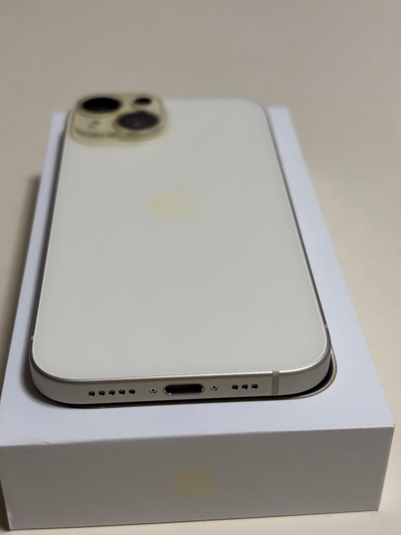 美品　iPhone 15 128GB イエロー