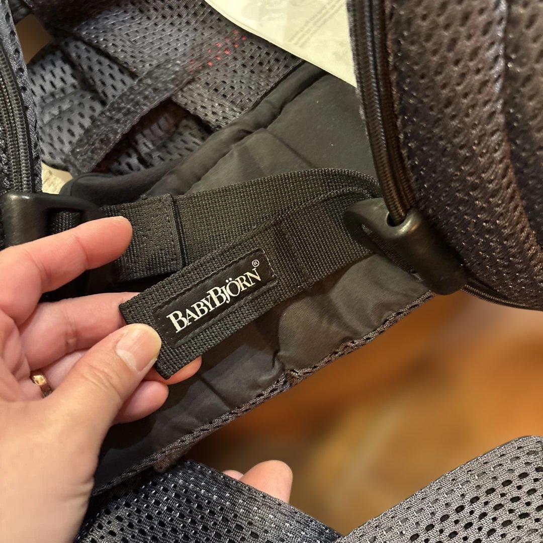 クリスマスまでセール中　 BABYBJÖRN 抱っこ紐 グレー　メッシュ