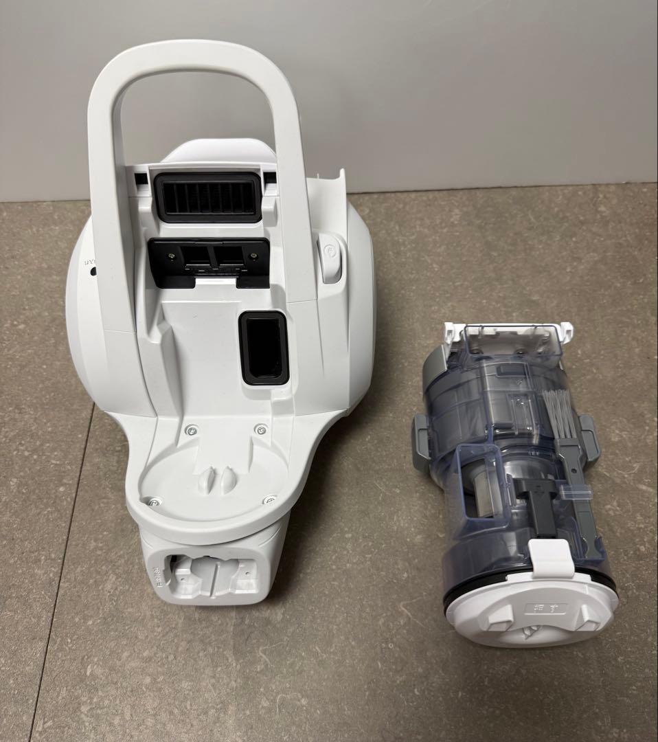 パナソニック◇キャニスター式サイクロン掃除機 MC-SR640K-W