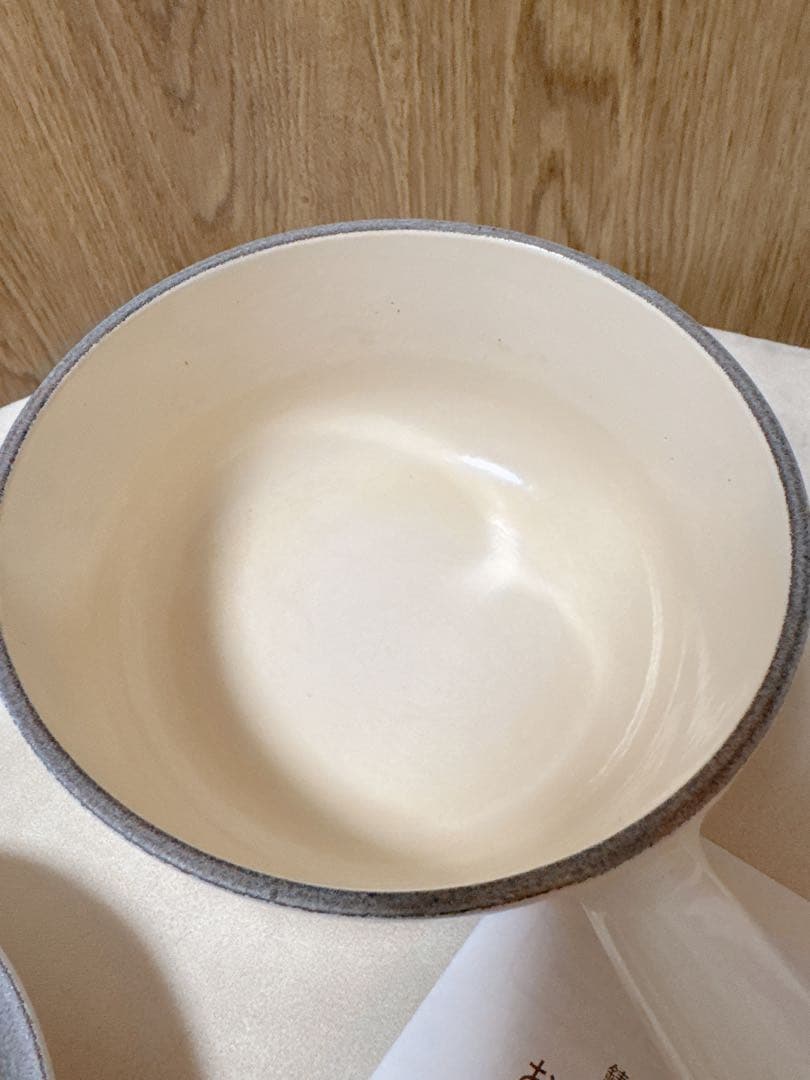 【超美品】優しいメレンゲ×上品ゴールドツマミ♡ル・クルーゼ 16cmソースパン