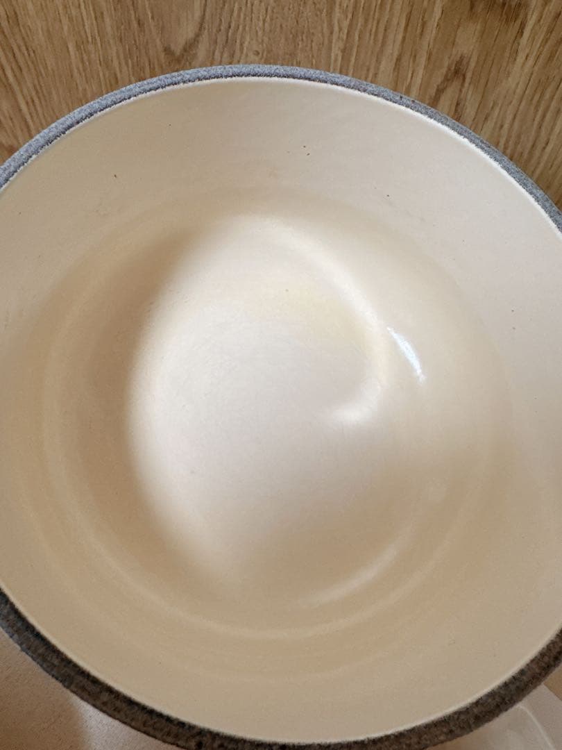 【超美品】優しいメレンゲ×上品ゴールドツマミ♡ル・クルーゼ 16cmソースパン