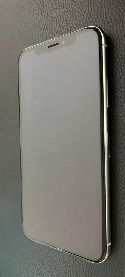 Apple iPhone Xs シルバー 本体