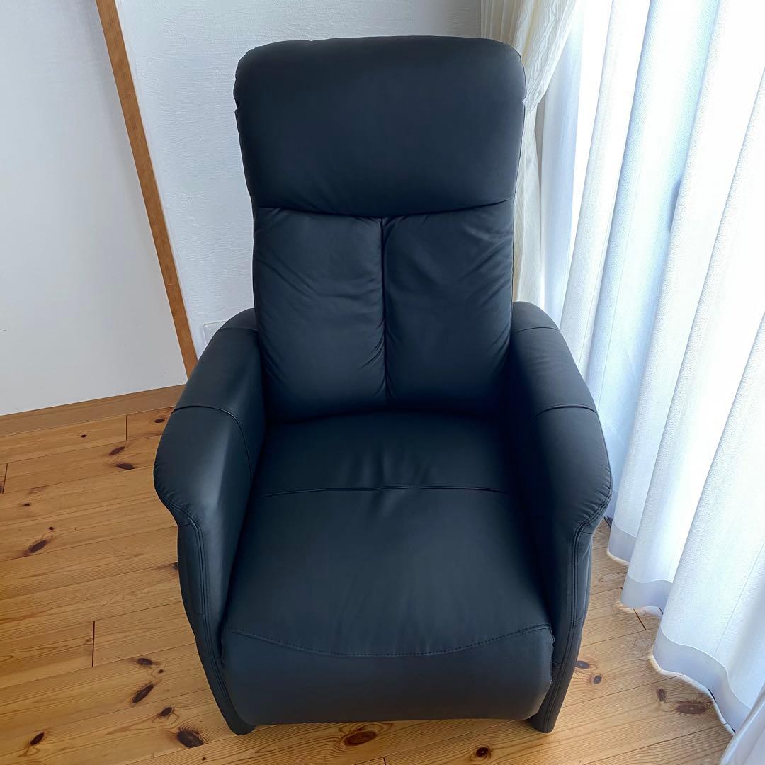 10月31日までお値引き中❗️電動リクライニングチェア(コンフェ革 BK)