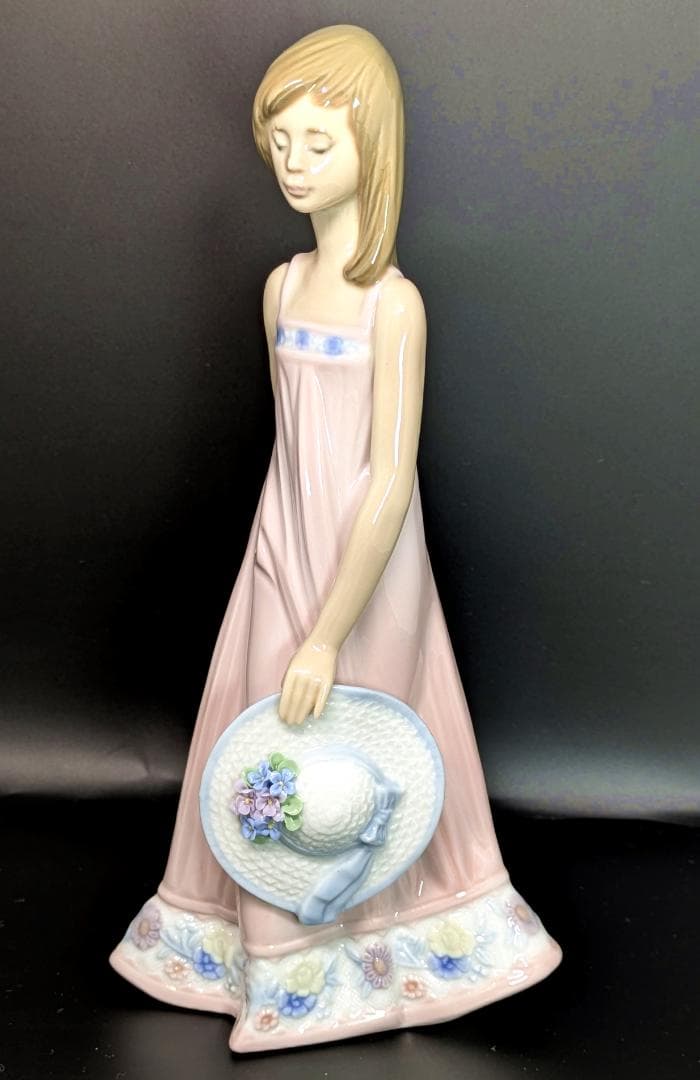 LLADRO リヤドロ●夏の陽ざし 少女サラ 5647●フィギュリン 置物 陶器