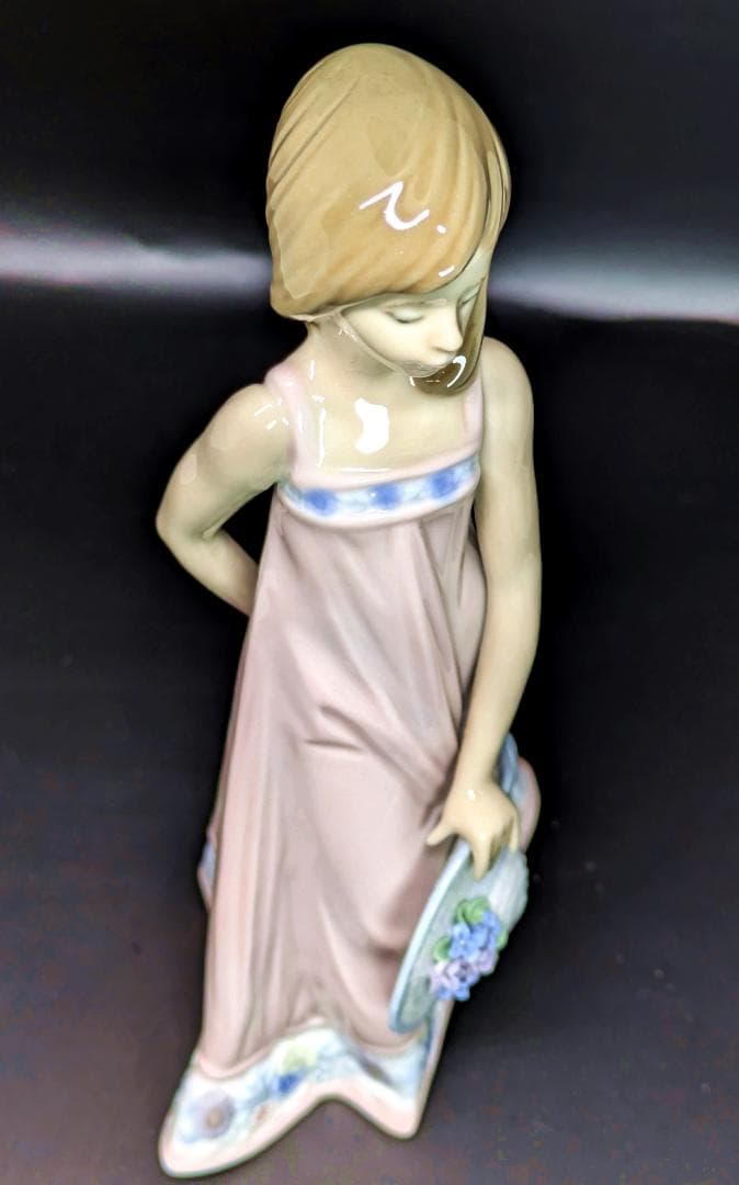 LLADRO リヤドロ●夏の陽ざし 少女サラ 5647●フィギュリン 置物 陶器