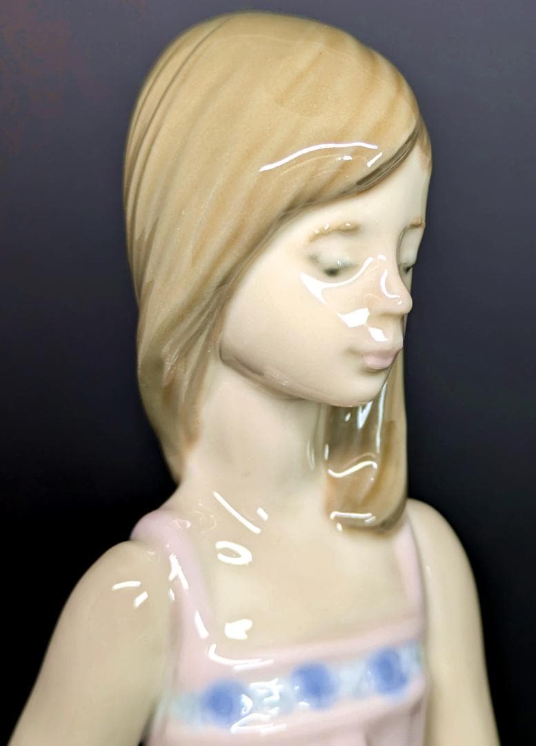 LLADRO リヤドロ●夏の陽ざし 少女サラ 5647●フィギュリン 置物 陶器