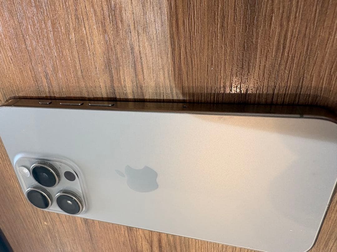 iPhone15pro 256GB ナチュラルチタニウム　ジャンク品