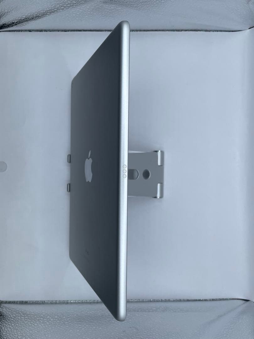 iPad 7世代 32GB バッテリー80%