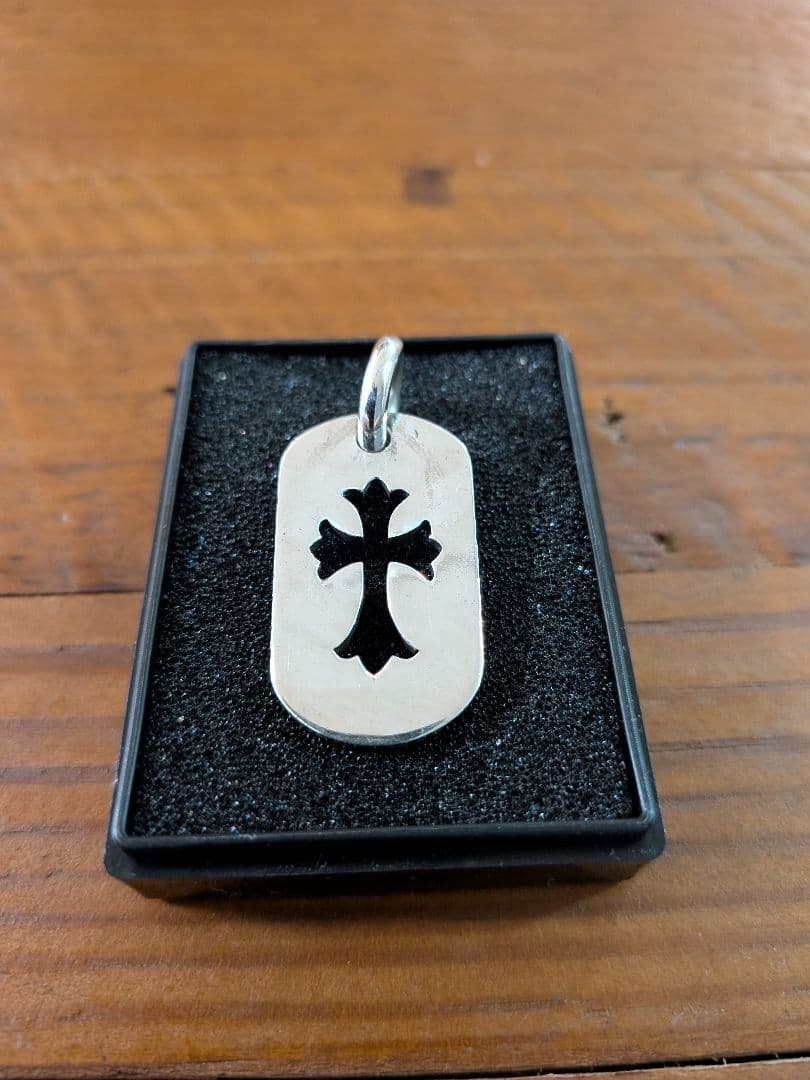 CHROME HEARTS クロムハーツ スモールドッグタグ カットアウトクロス