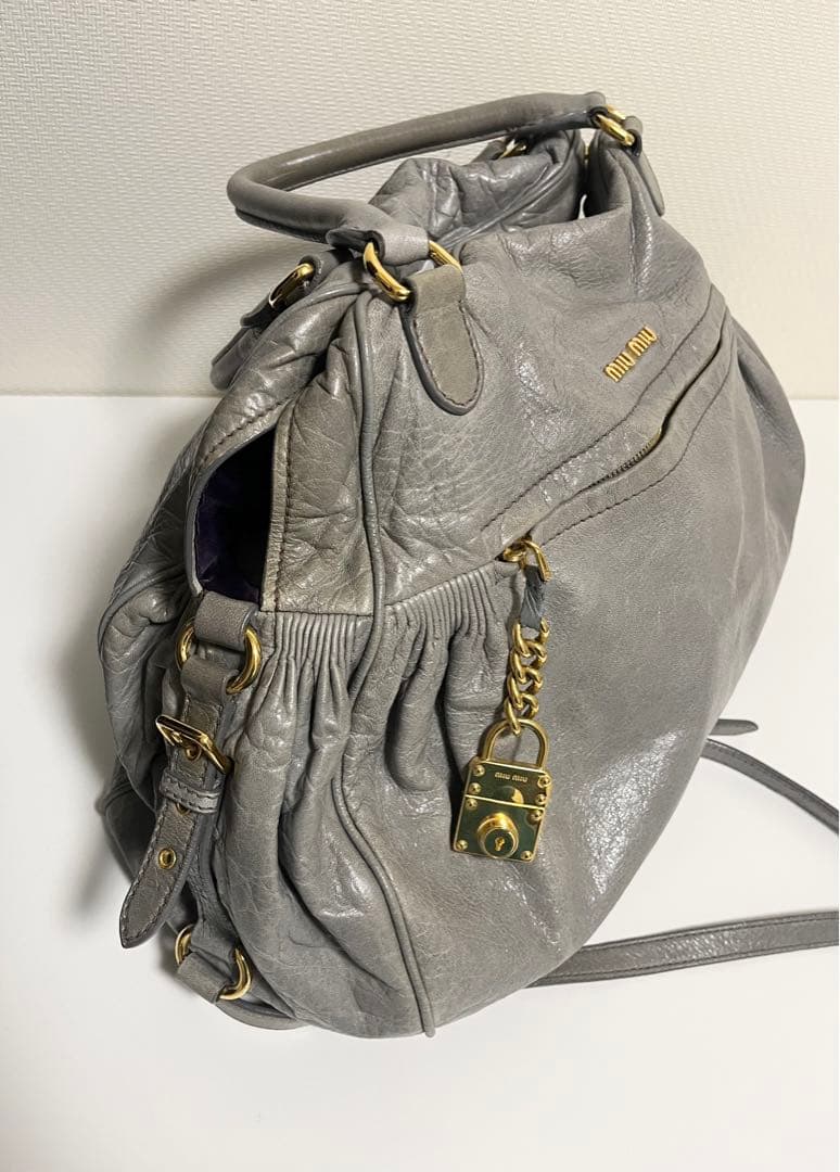 Miu Miu グレー バッグ