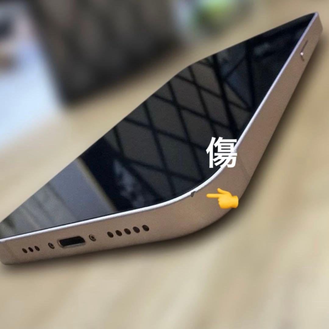 iPhone13 本　ピンク