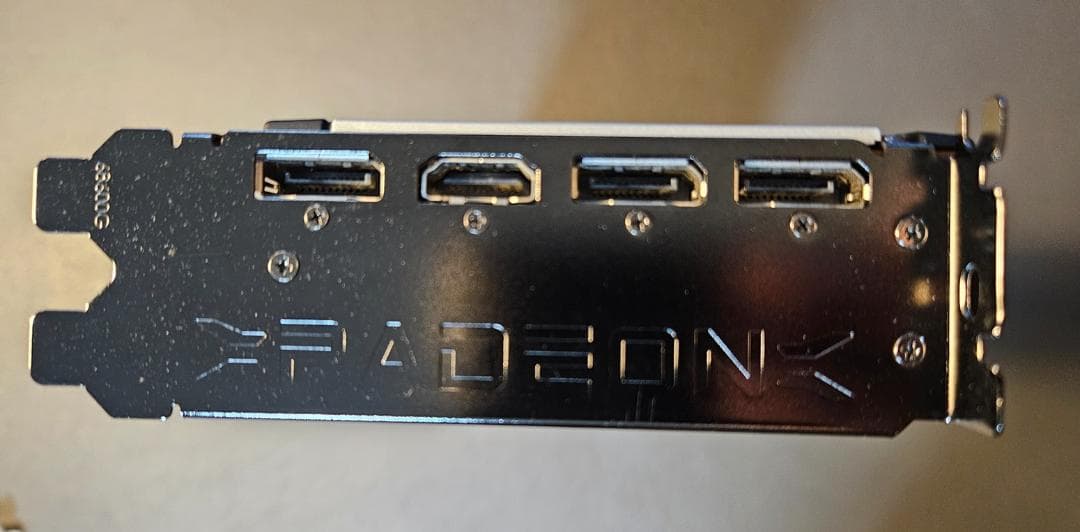 グラフィックボード・グラボ・ビデオカード AMD radeon rx6700xt GPU