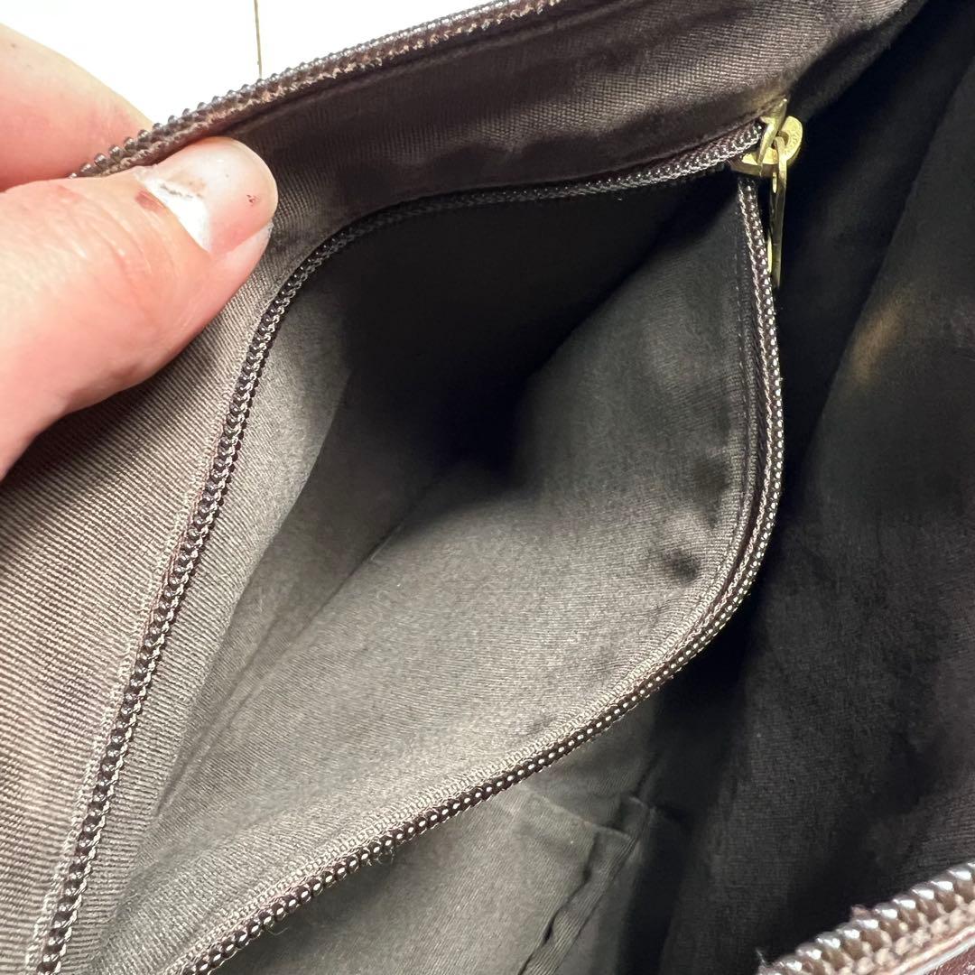 L BISONTE イルビゾンテ ハーフムーン ショルダーバッグ ブラウン