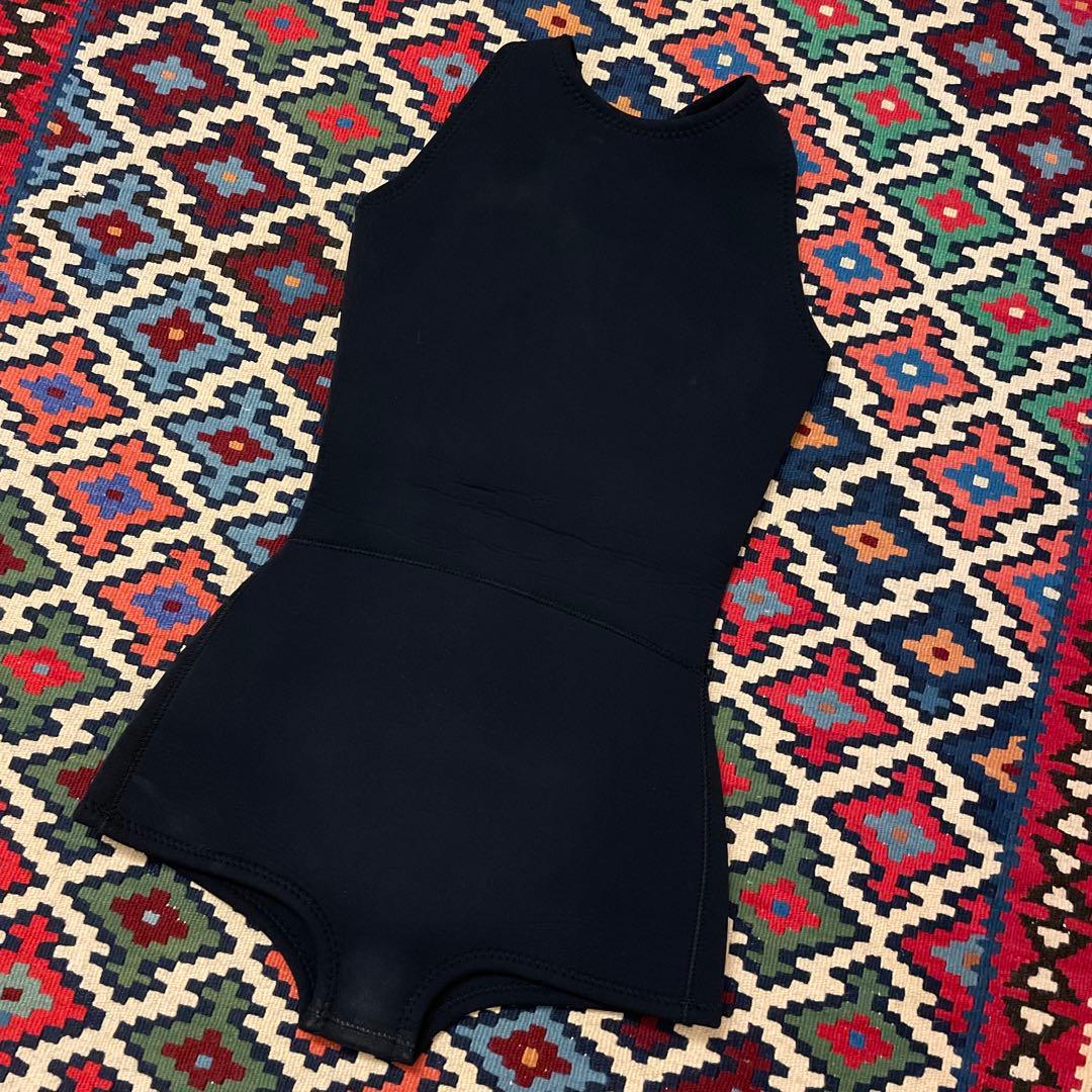 美品　Maria wetsuit マリアウエットスーツswim John