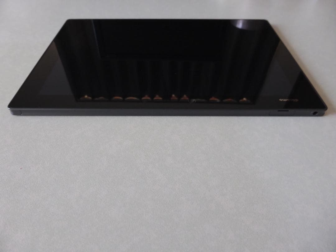 NTTdocomoドコモ 富士通arrows Tab F-02K