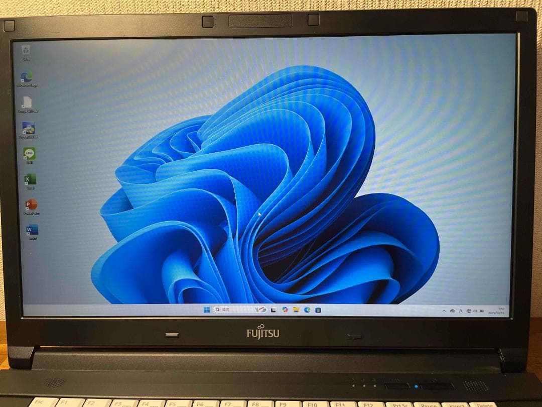 Win11 Office LIFEBOOK メモリ8GB 新品SSD256GB