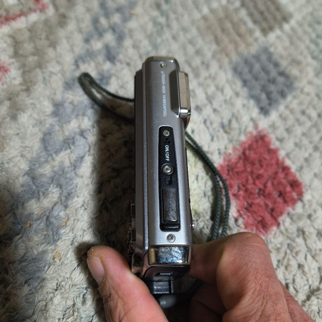 OLYMPUS XZ-Tough コンパクトデジタルカメラ