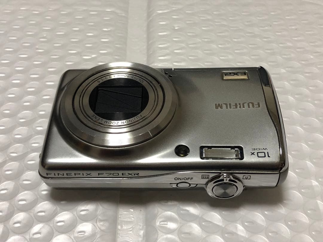 デジタルカメラ FUJIFILM FinePix F70 EXR