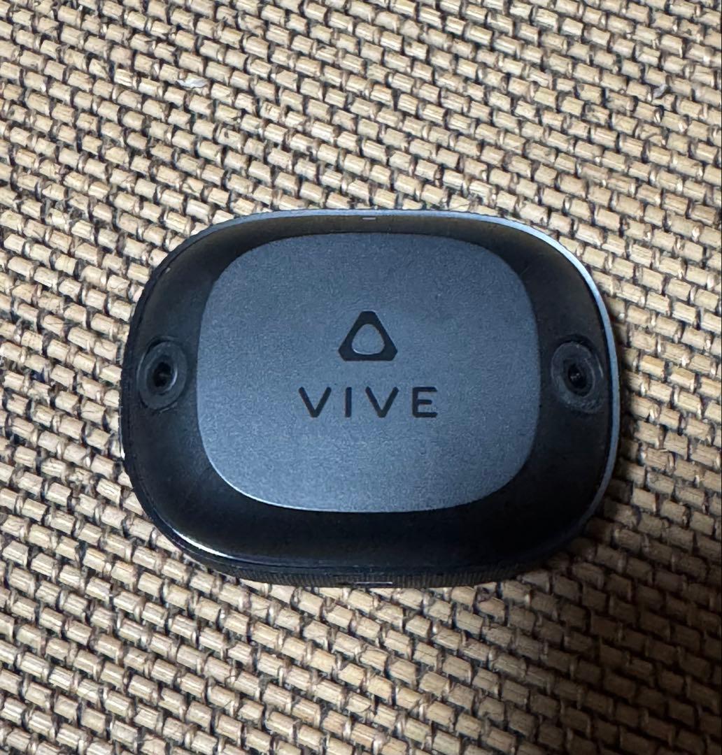 VIVE Ultimate Trackder2個+ワイヤレスドングル
