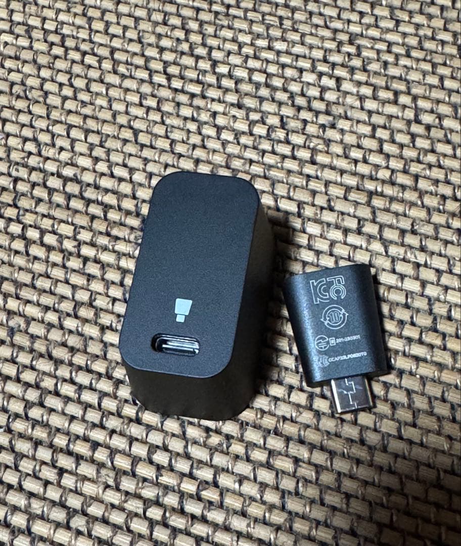 VIVE Ultimate Trackder2個+ワイヤレスドングル