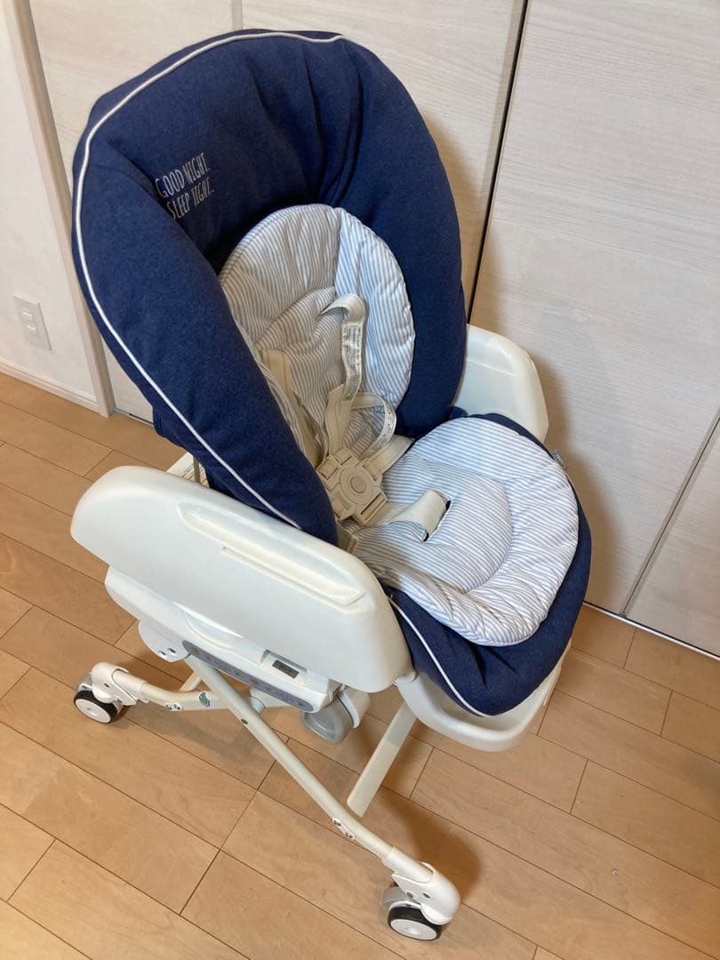 【動作確認済】コンビ 電動ハイローチェア ネムリラ4キャス AT combi