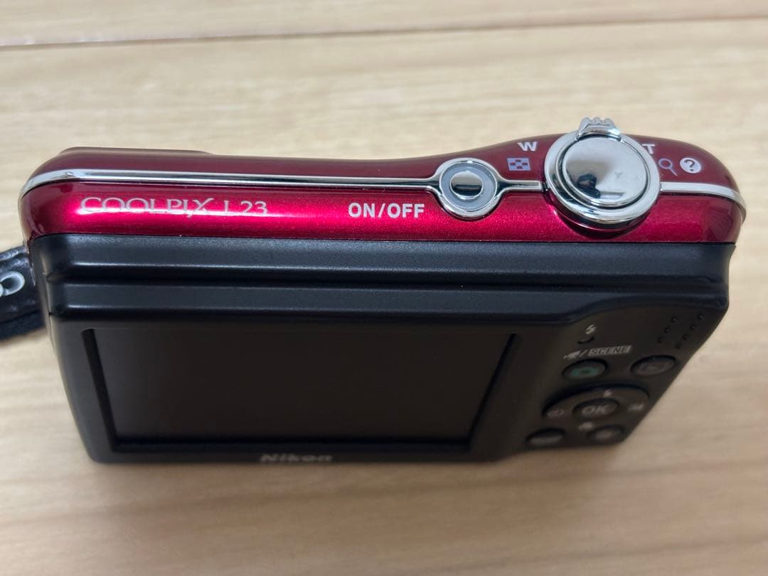 Nikon COOLPIX コンパクトデジタルカメラ レッド