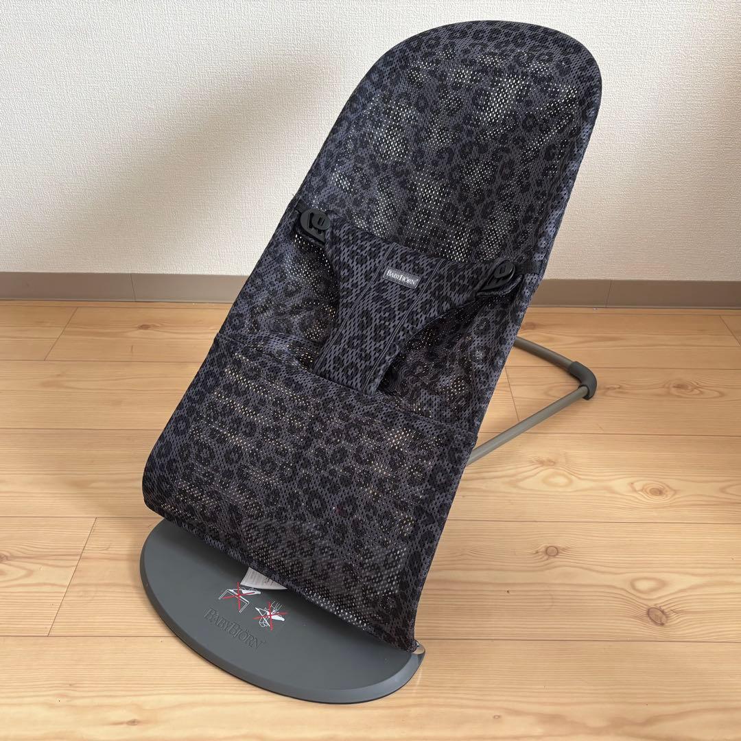 【美品】ベビービョルン　バウンサー　ブリスエアーアンスラサイト　レパード