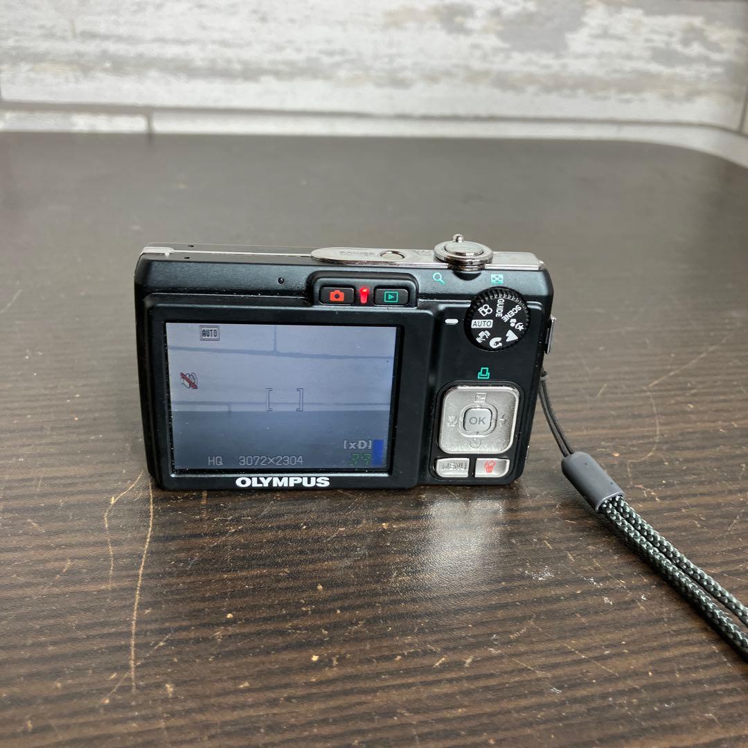 OLYMPUS FE-240 コンパクトデジタルカメラ