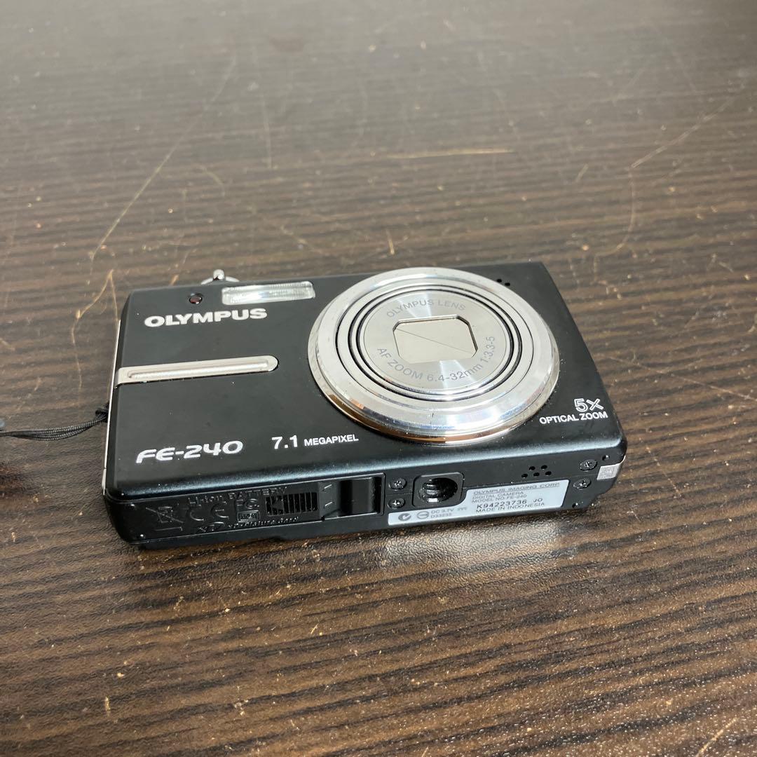 OLYMPUS FE-240 コンパクトデジタルカメラ