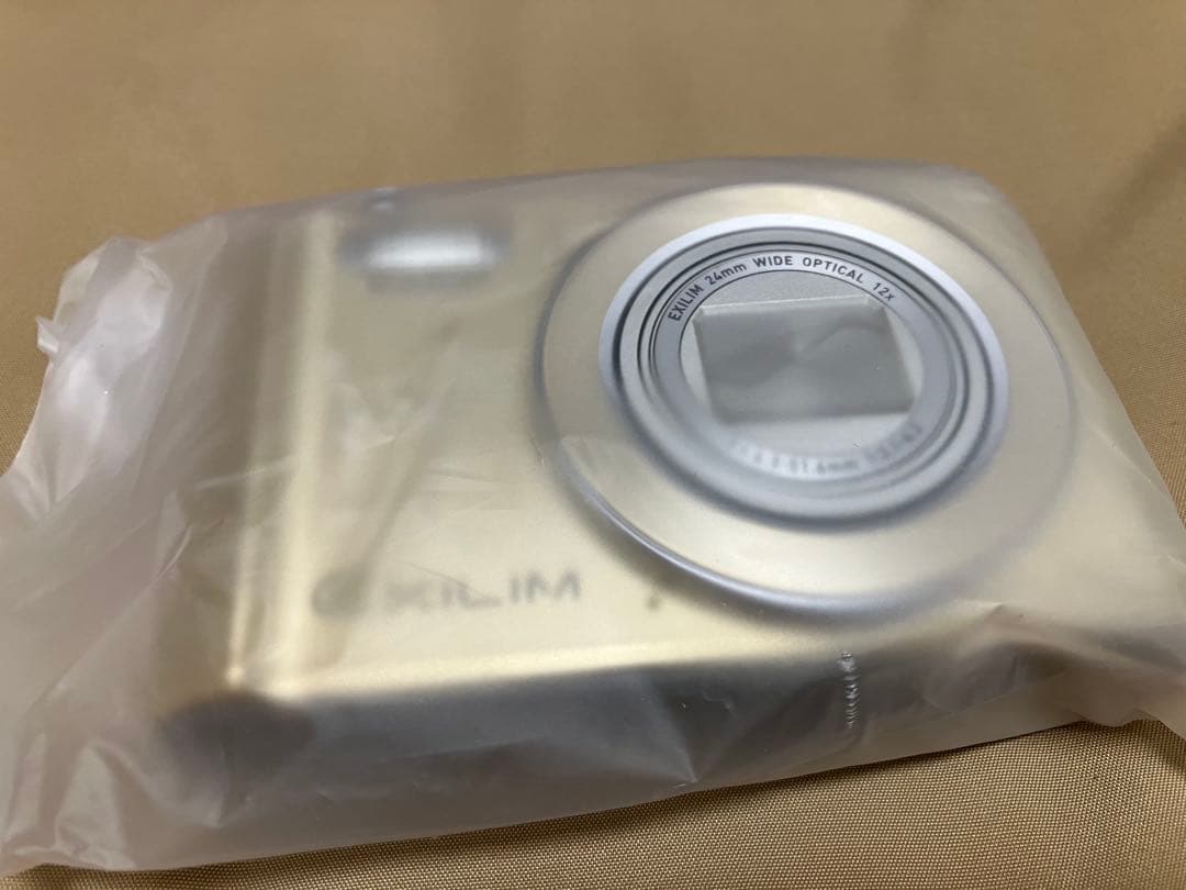 【未使用】EXILIM ピカチュウ EX-ZS190 GD カメラ