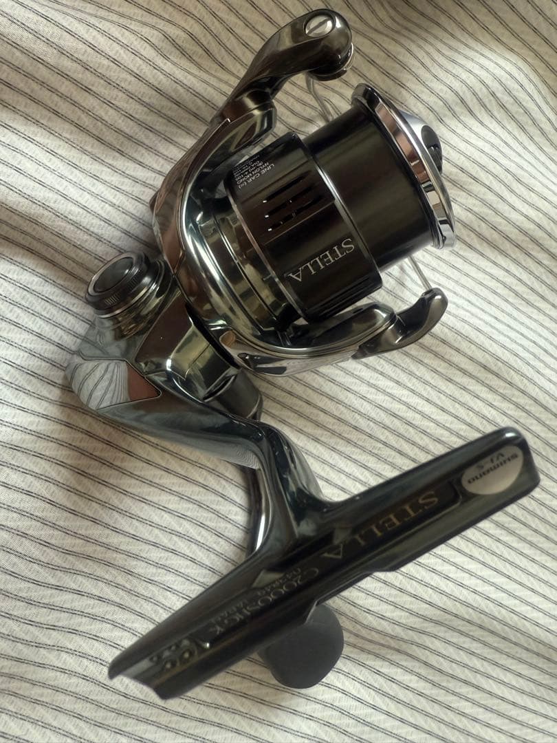 現行型　シマノ　22ステラ　c2000shg 超美品！