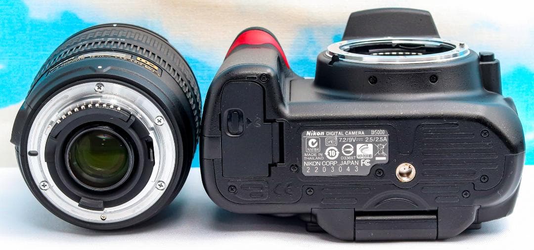 ニコン Nikon D5000⭐️スマホに転送♪⭐️自撮りラクラク⭐️即日発送