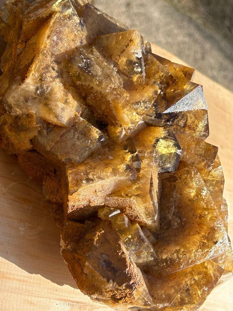 最高品質のフローライトゴールドの輝きがとてもゴージャスです‼️大特価SALE